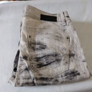 NWOT Paint Splotched Skinnys